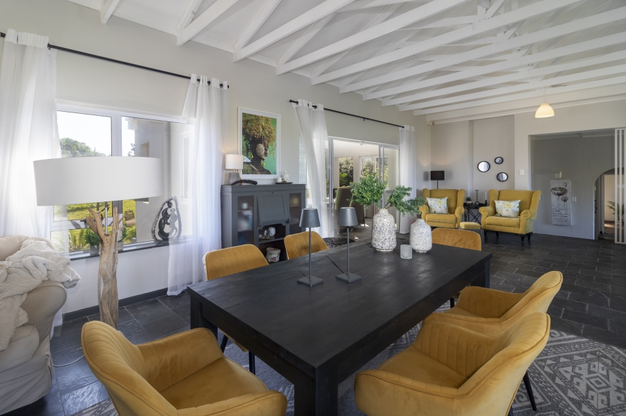 5 Bedroom Property for Sale in West Beach Eastern Cape